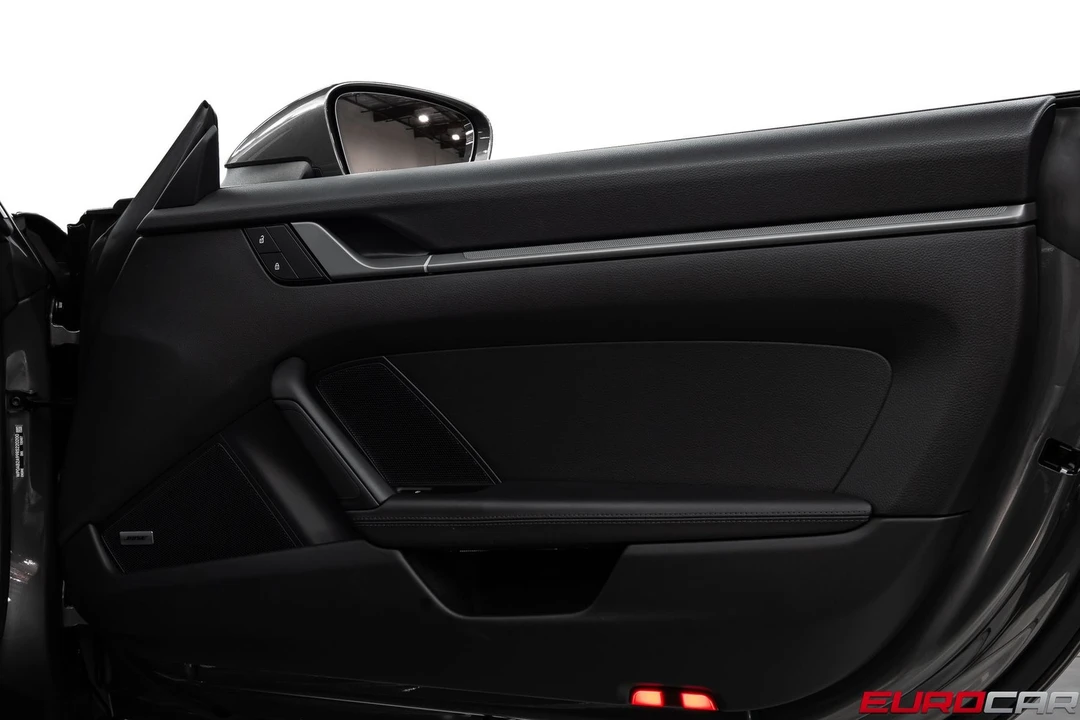 2024 Porsche 992 Carrera 4S - Image 24 of 31