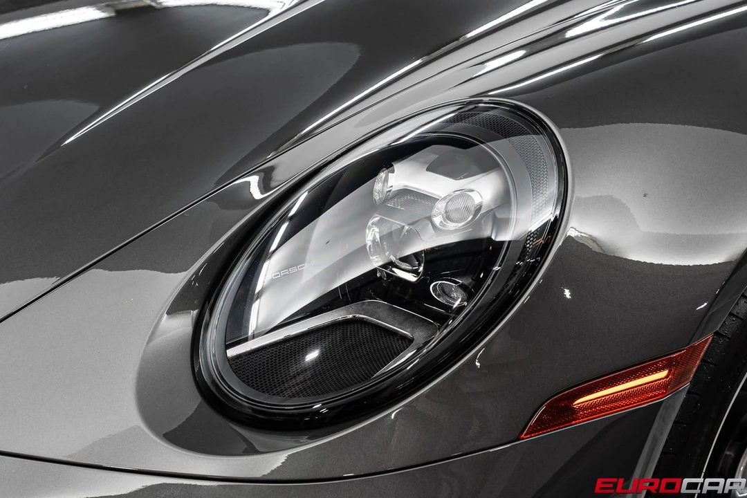 2024 Porsche 992 Carrera 4S - Image 12 of 31