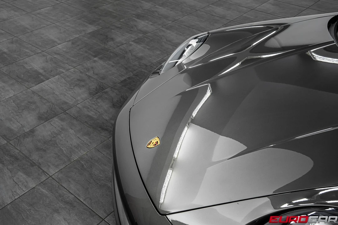 2024 Porsche 992 Carrera 4S - Image 9 of 31