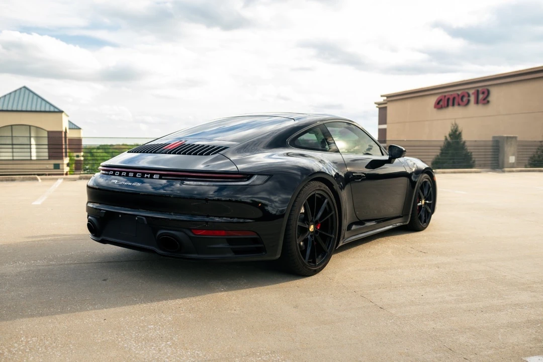 2024 Porsche 992 Carrera 4S - Image 13 of 31