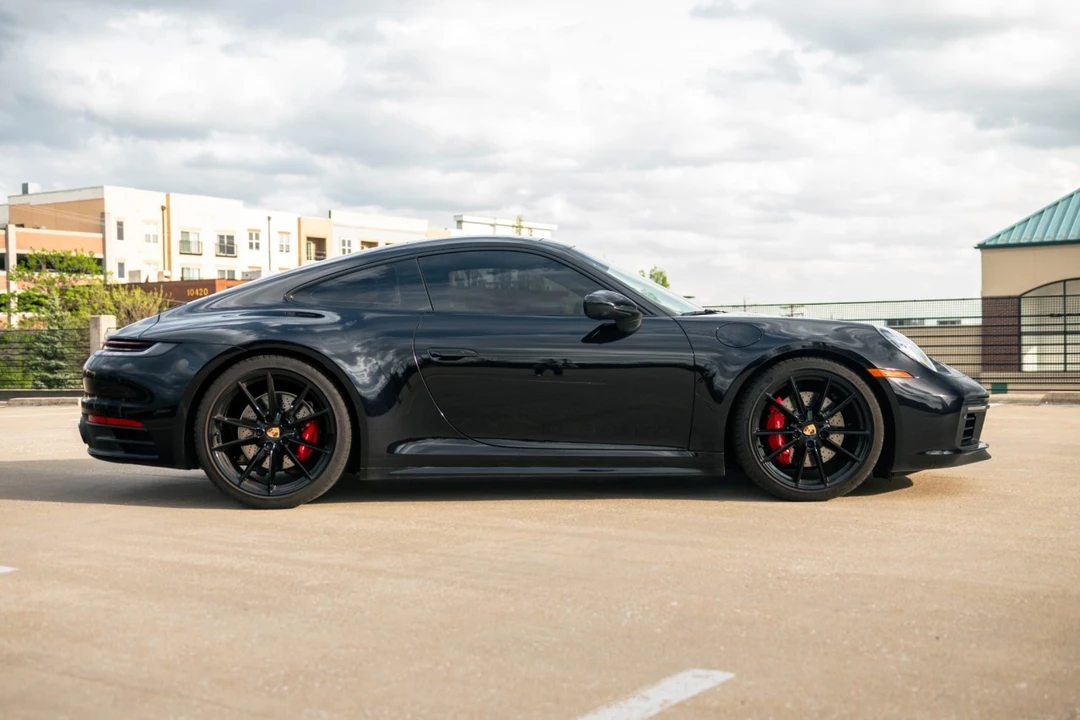 2024 Porsche 992 Carrera 4S - Image 15 of 31