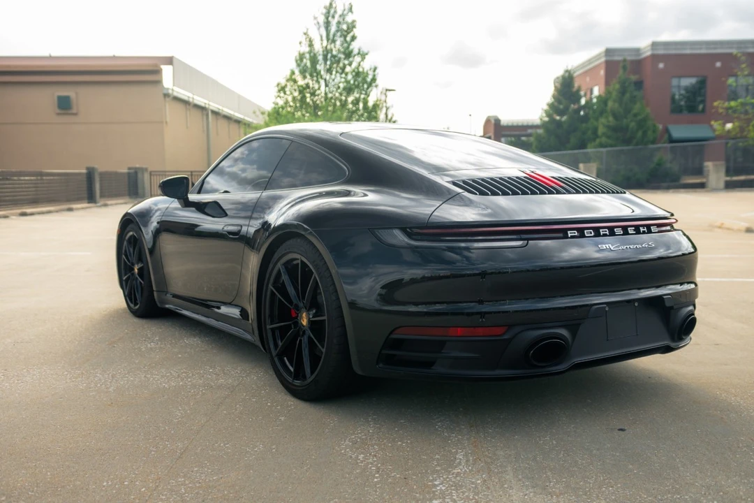 2024 Porsche 992 Carrera 4S - Image 11 of 31