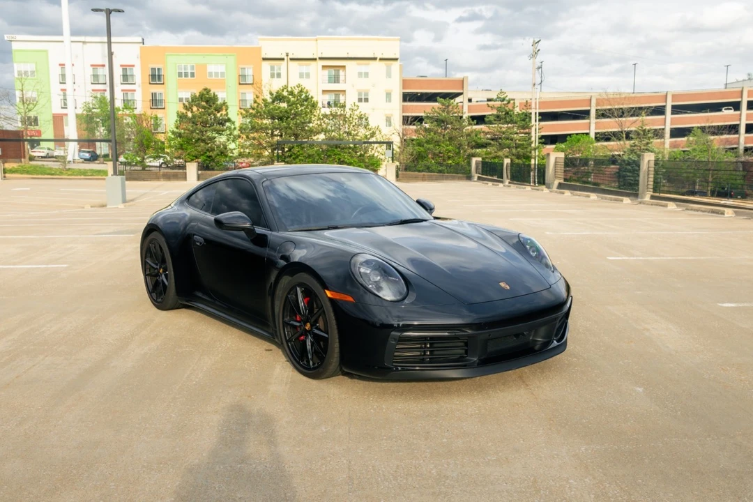 2024 Porsche 992 Carrera 4S - Image 24 of 31