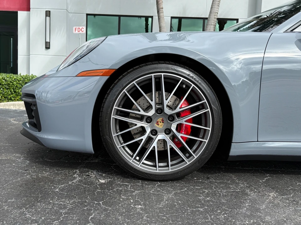 2024 Porsche 992 Carrera 4S - Image 14 of 21