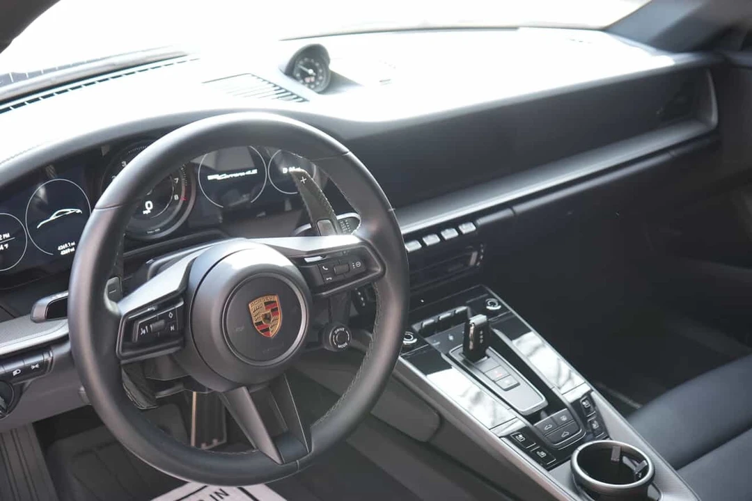 2024 Porsche 992 Carrera 4S - Image 10 of 12