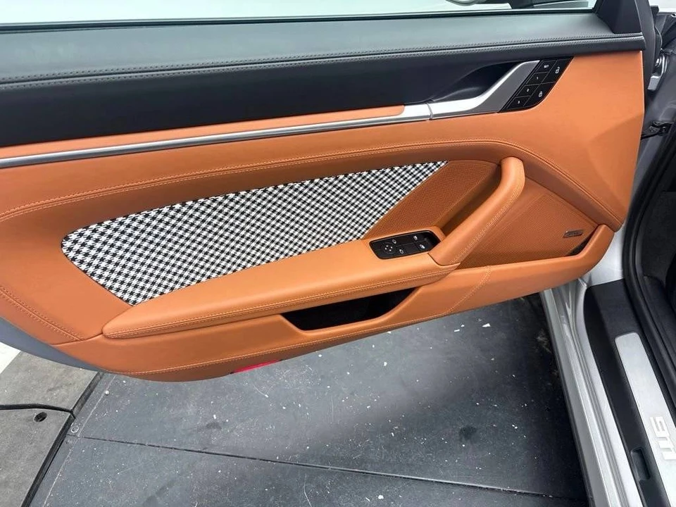 2024 Porsche 992 Carrera 4S - Image 3 of 4