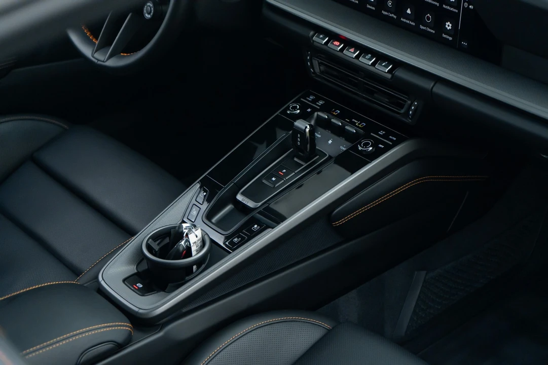 2024 Porsche 992 Carrera 4S - Image 23 of 31