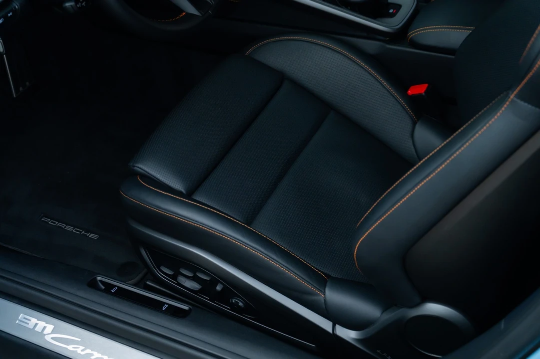 2024 Porsche 992 Carrera 4S - Image 26 of 31