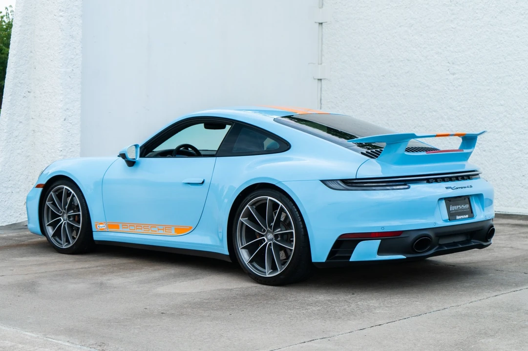 2024 Porsche 992 Carrera 4S - Image 9 of 31