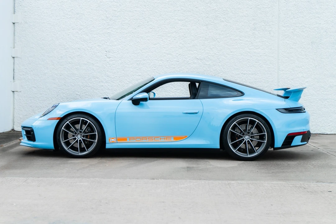 2024 Porsche 992 Carrera 4S - Image 8 of 31