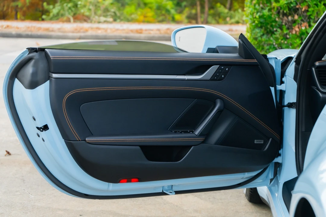 2024 Porsche 992 Carrera 4S - Image 30 of 31