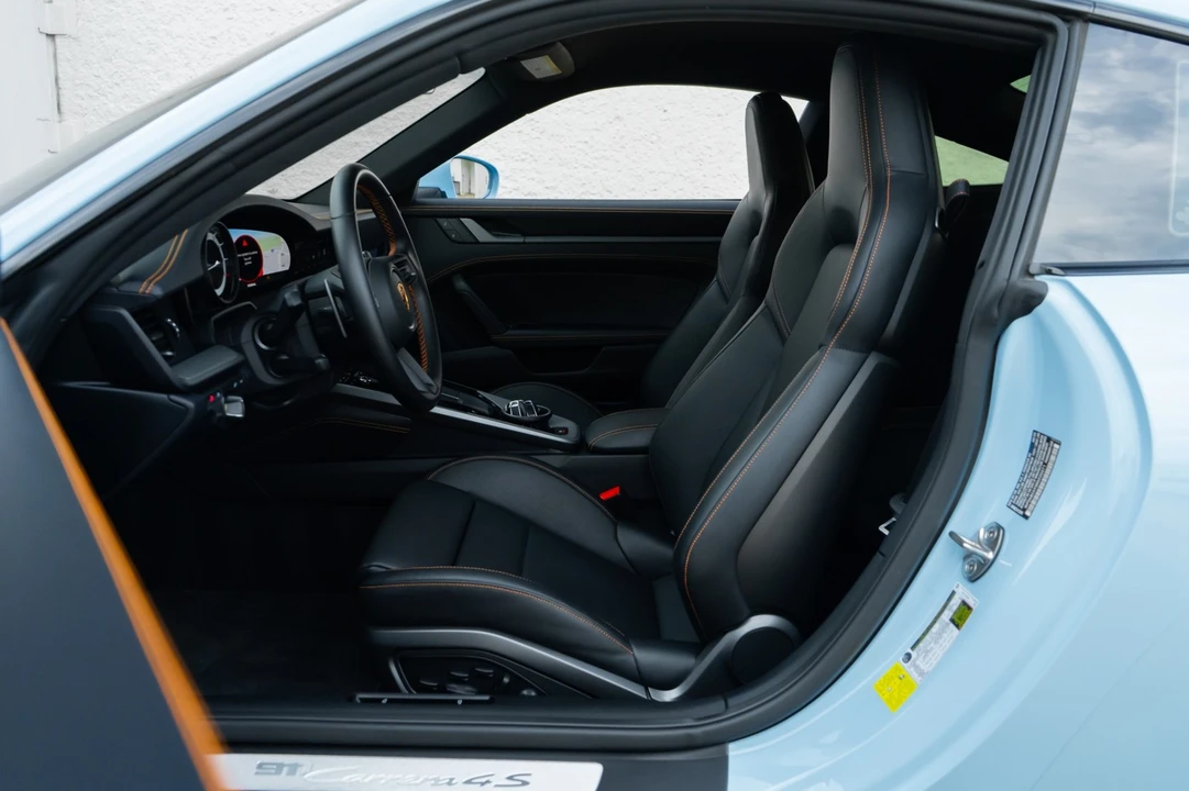 2024 Porsche 992 Carrera 4S - Image 6 of 31