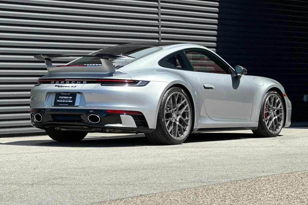 2024 Porsche 992 Carrera 4S - Image 8 of 31