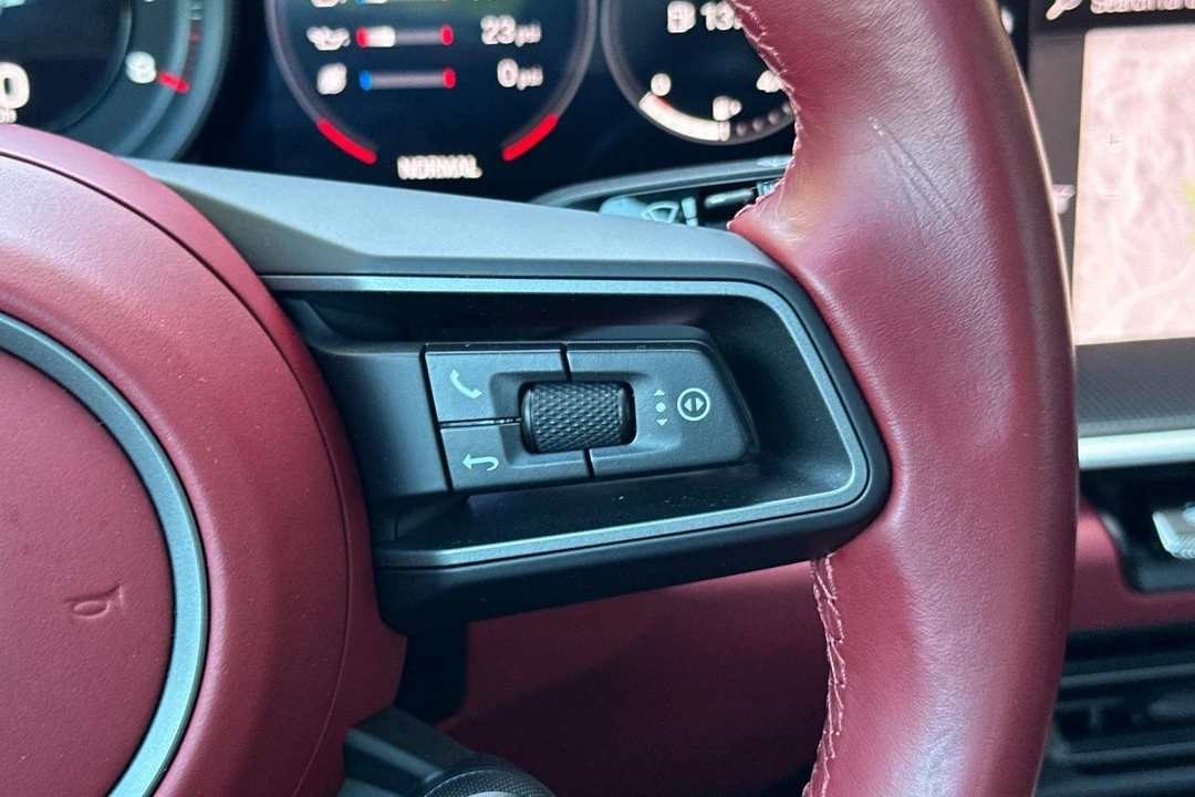 2024 Porsche 992 Carrera 4S - Image 30 of 31