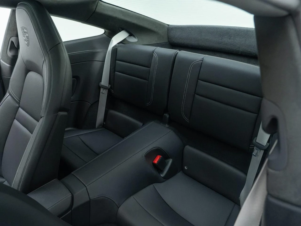 2024 Porsche 992 Carrera 4S - Image 20 of 31