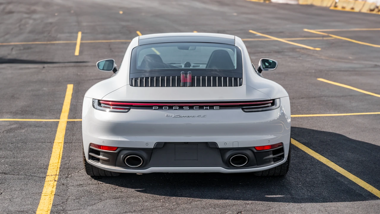 2024 Porsche 992 Carrera 4S - Image 7 of 31
