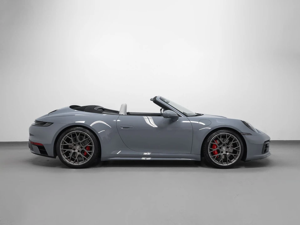 2024 Porsche 992 Carrera 4S - Image 15 of 31