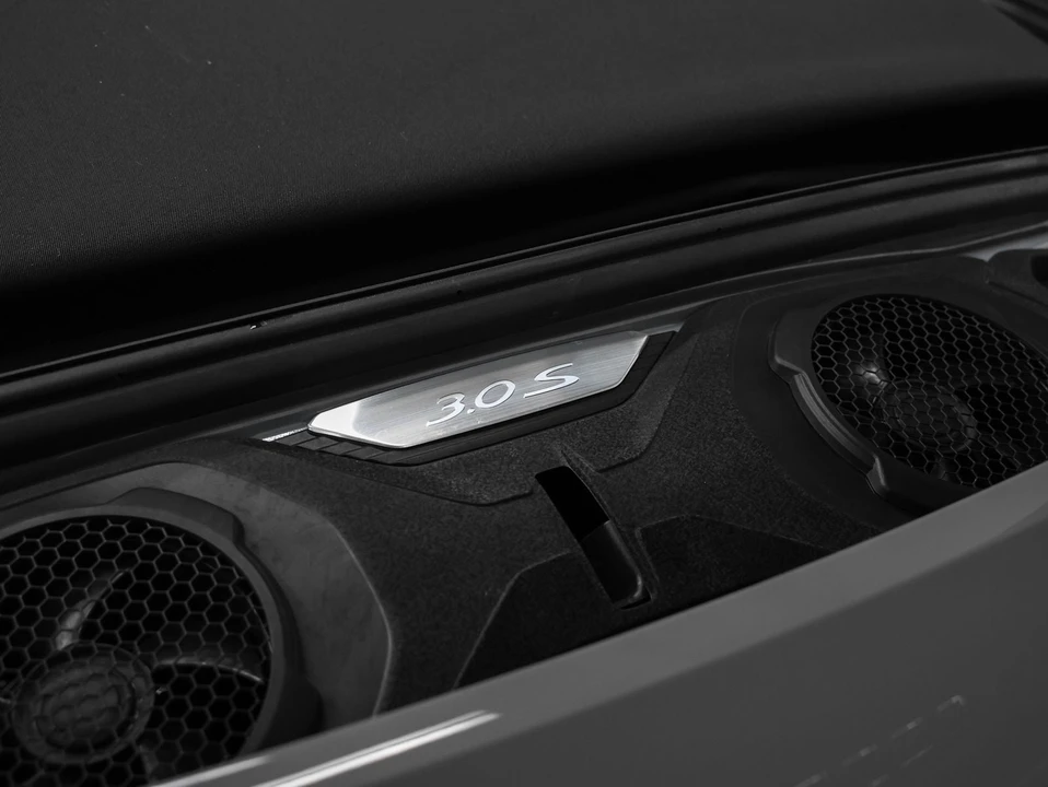 2024 Porsche 992 Carrera 4S - Image 25 of 31