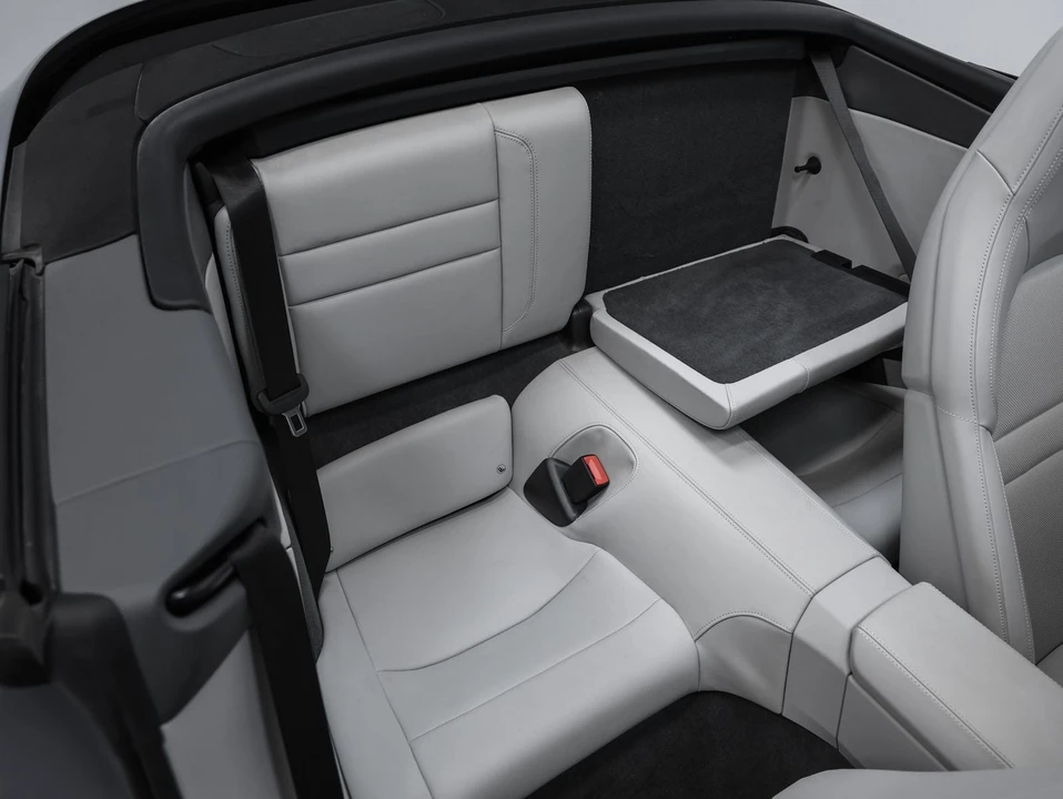 2024 Porsche 992 Carrera 4S - Image 28 of 31