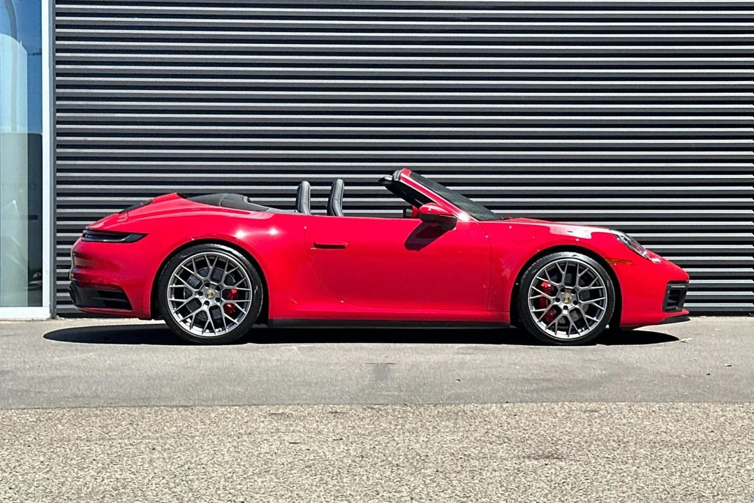 2024 Porsche 992 Carrera 4S - Image 9 of 21
