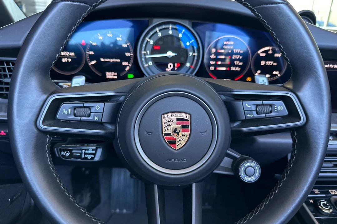 2024 Porsche 992 Carrera 4S - Image 29 of 31