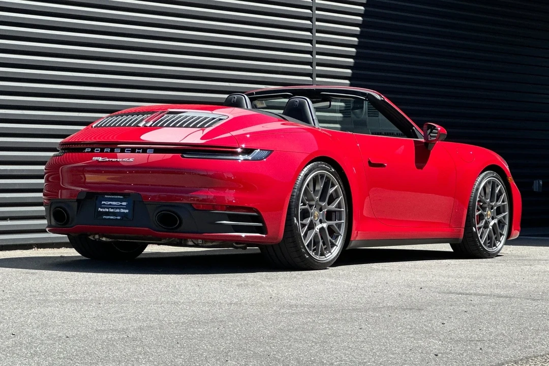 2024 Porsche 992 Carrera 4S - Image 8 of 21