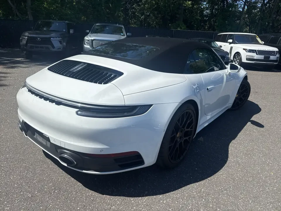 2024 Porsche 992 Carrera - Image 23 of 31