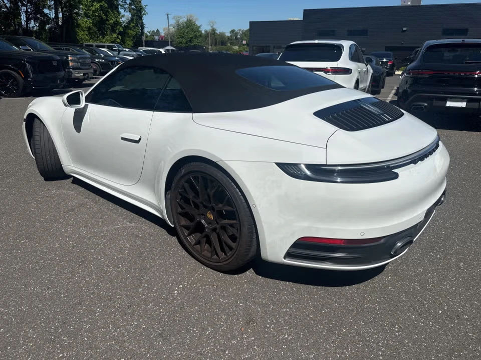 2024 Porsche 992 Carrera - Image 27 of 31
