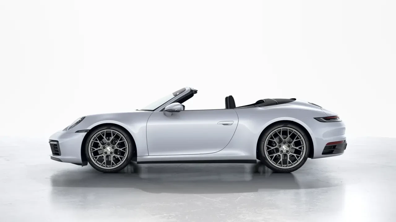 2024 Porsche 992 Carrera - Image 17 of 31