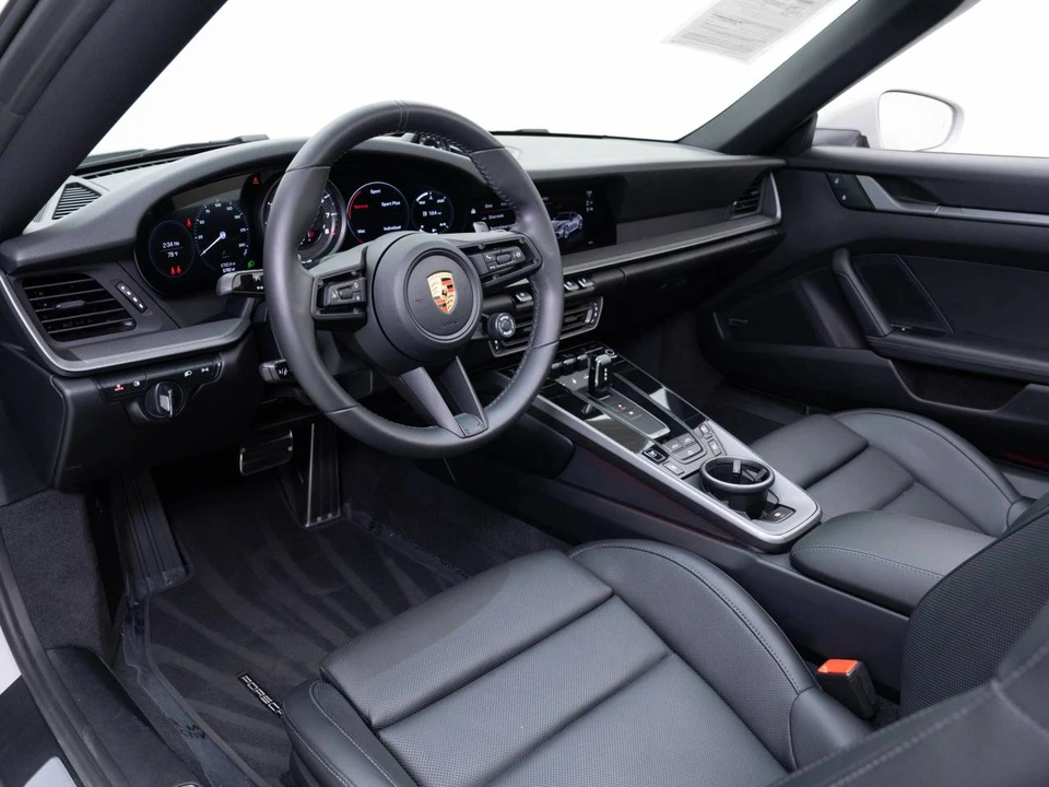 2024 Porsche 992 Carrera - Image 4 of 5