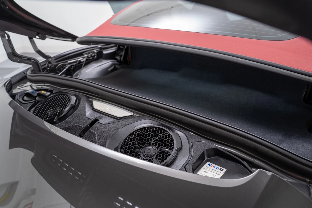 2024 Porsche 992 Carrera - Image 12 of 21