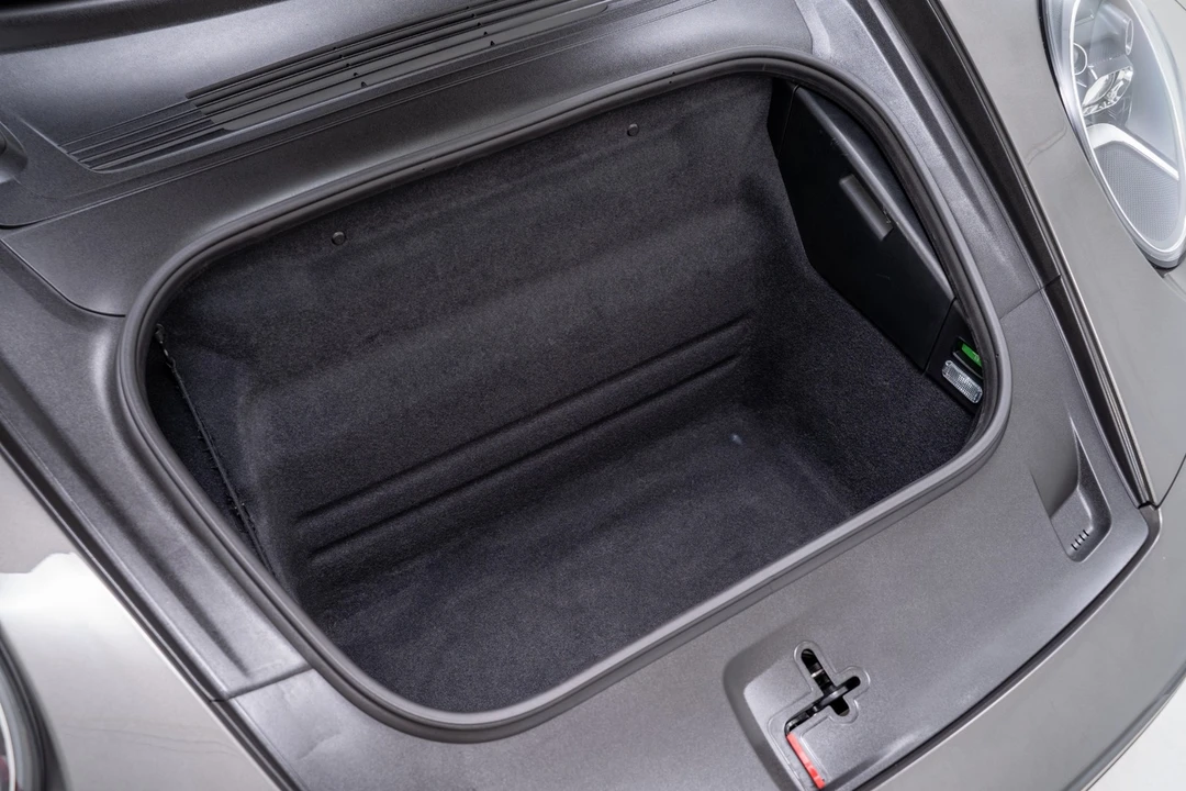 2024 Porsche 992 Carrera - Image 19 of 21
