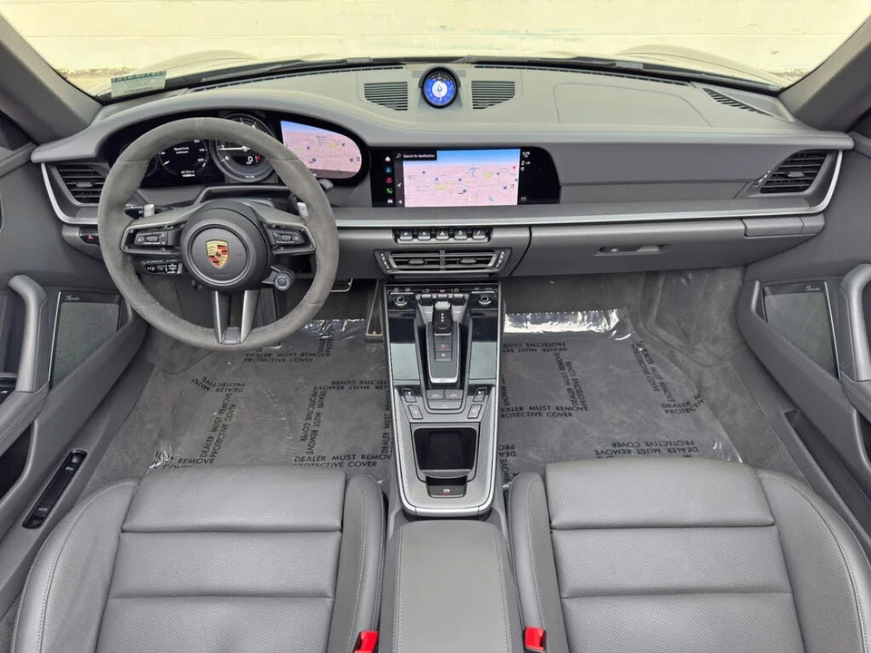 2024 Porsche 992 Carrera - Image 11 of 31
