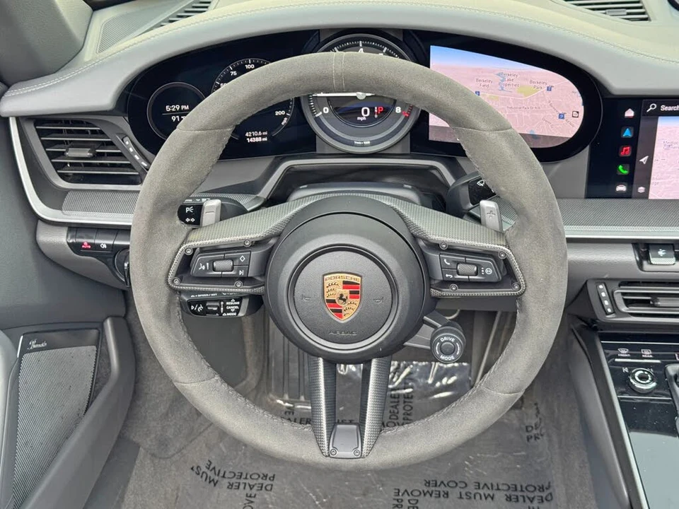 2024 Porsche 992 Carrera - Image 19 of 31