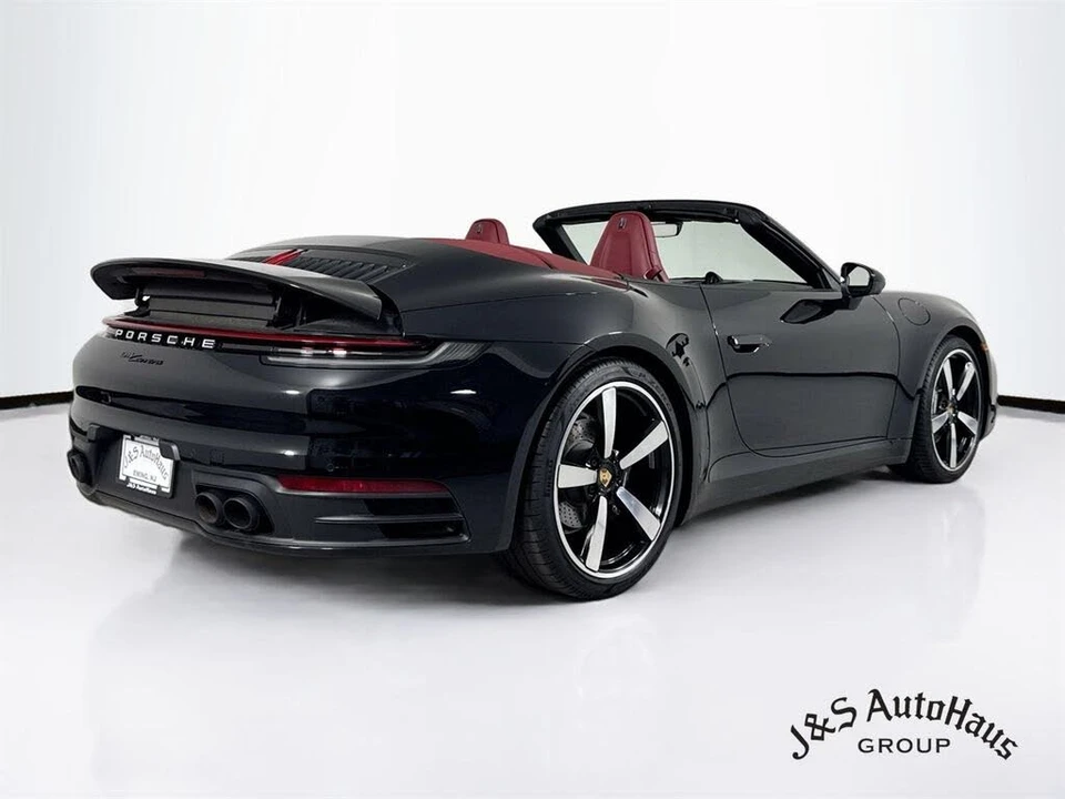 2024 Porsche 992 Carrera - Image 7 of 31