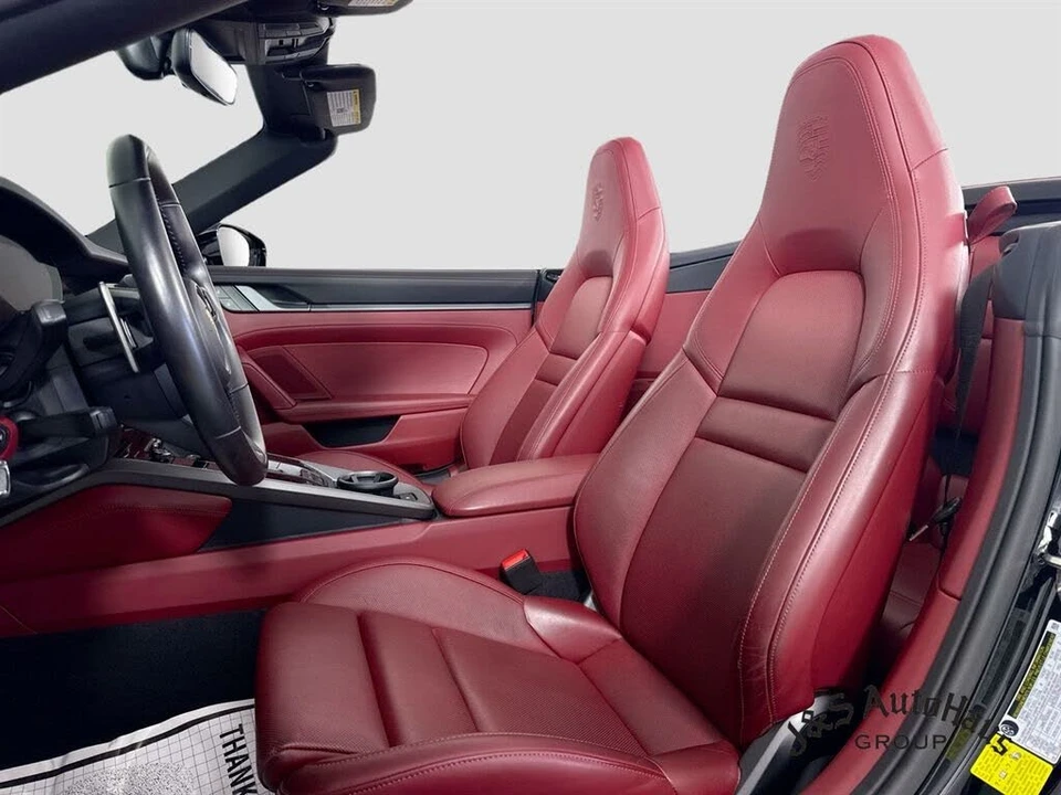 2024 Porsche 992 Carrera - Image 11 of 31