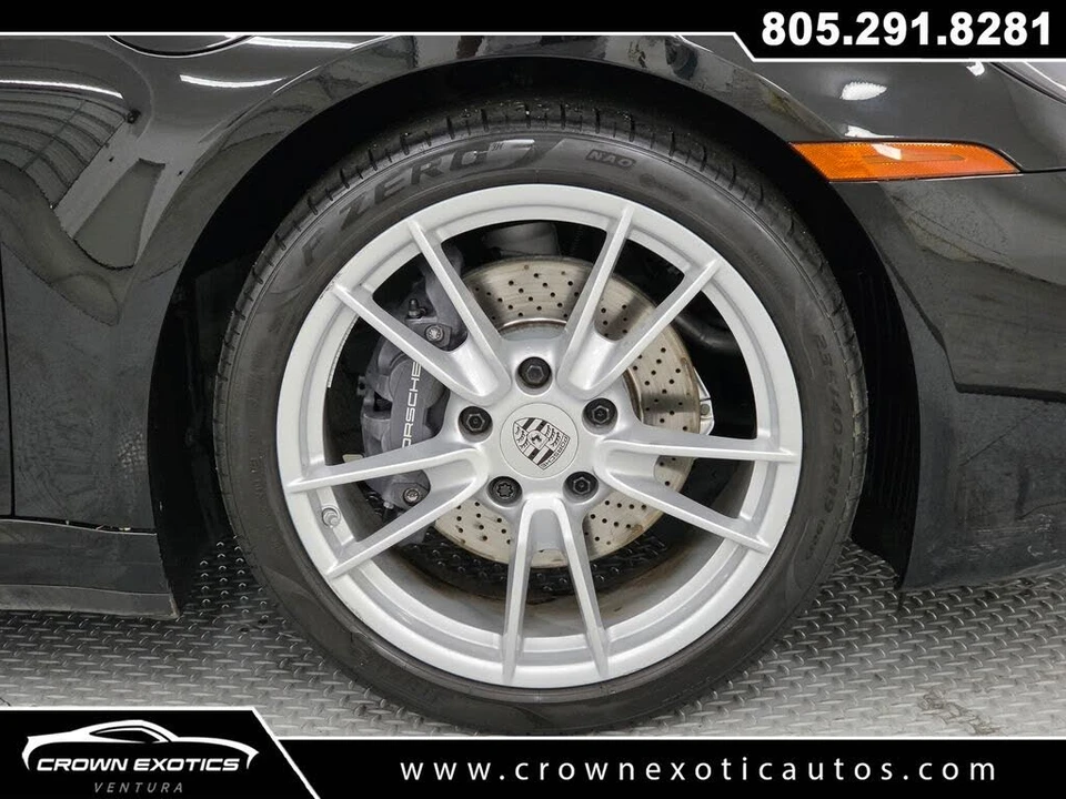2024 Porsche 992 Carrera - Image 17 of 31