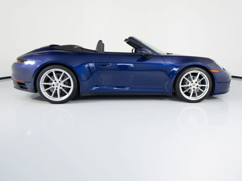 2024 Porsche 992 Carrera - Image 11 of 31