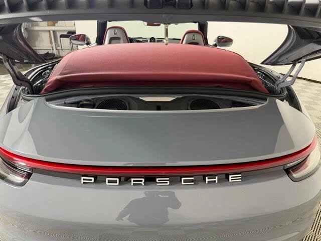 2024 Porsche 992 Carrera - Image 29 of 31
