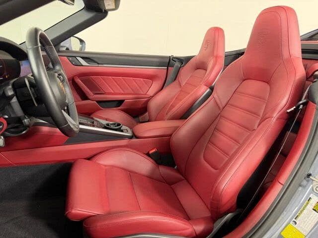 2024 Porsche 992 Carrera - Image 25 of 31