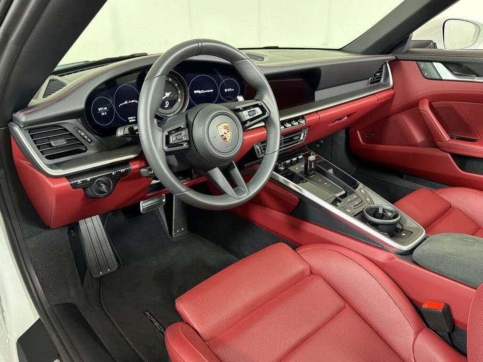 2024 Porsche 992 Carrera - Image 4 of 30