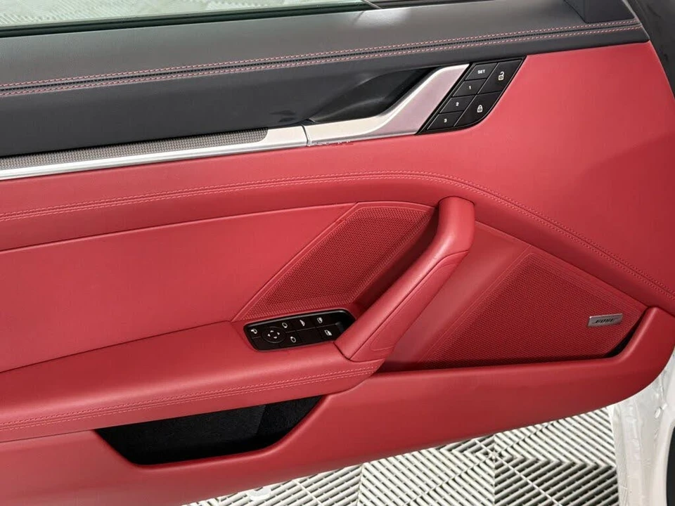 2024 Porsche 992 Carrera - Image 14 of 30