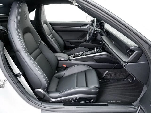 2024 Porsche 992 Carrera - Image 28 of 31