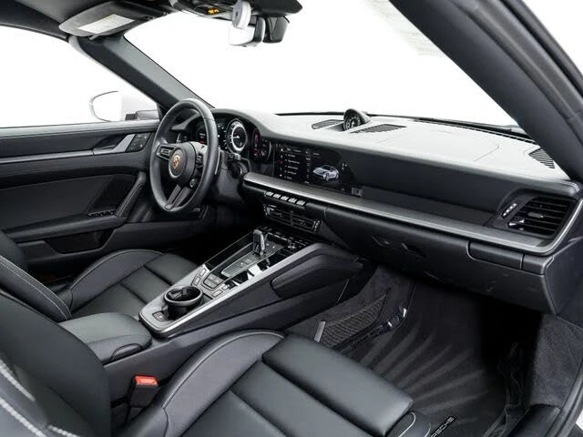 2024 Porsche 992 Carrera - Image 27 of 31