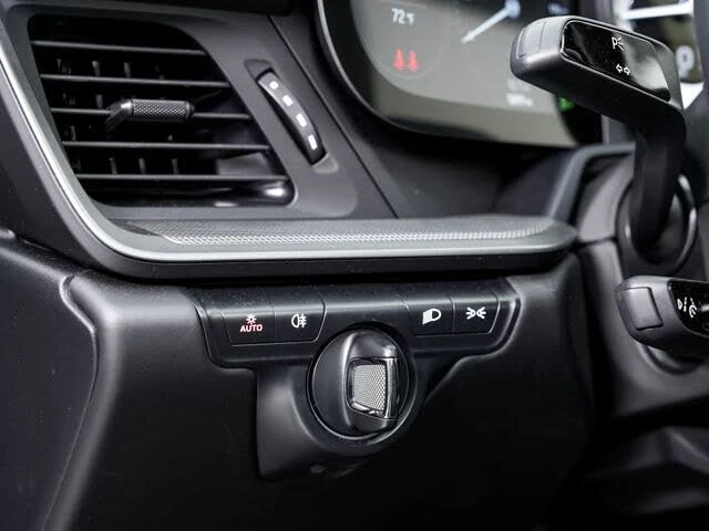 2024 Porsche 992 Carrera - Image 12 of 31