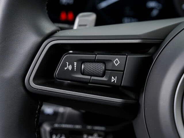 2024 Porsche 992 Carrera - Image 14 of 31