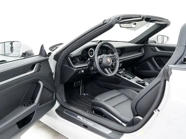 2024 Porsche 992 Carrera - Image 7 of 31
