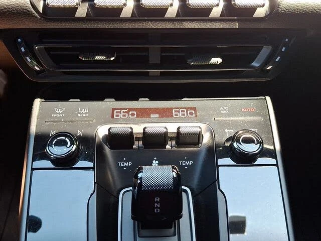 2024 Porsche 992 Carrera - Image 20 of 31