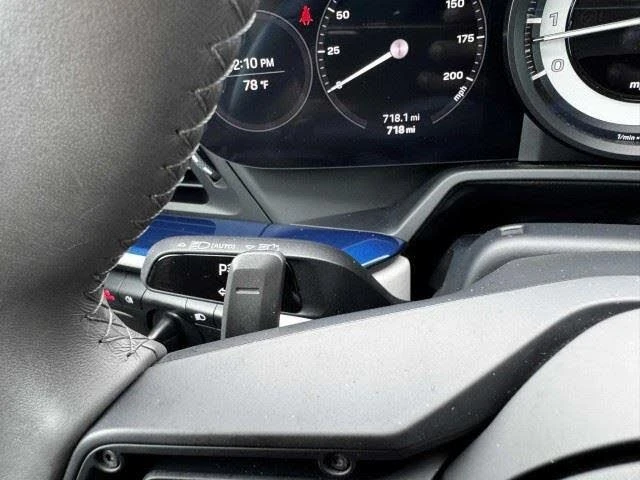2024 Porsche 992 Carrera - Image 24 of 31