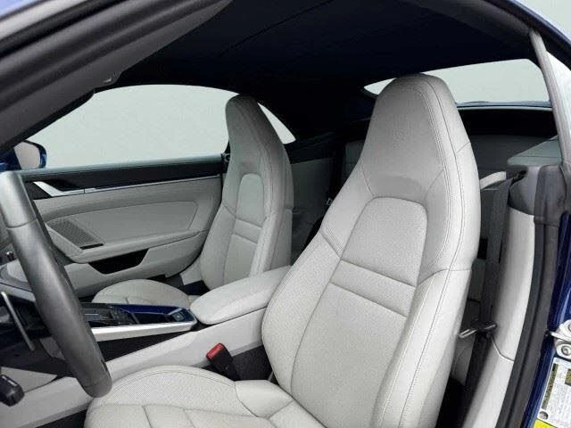 2024 Porsche 992 Carrera - Image 17 of 31